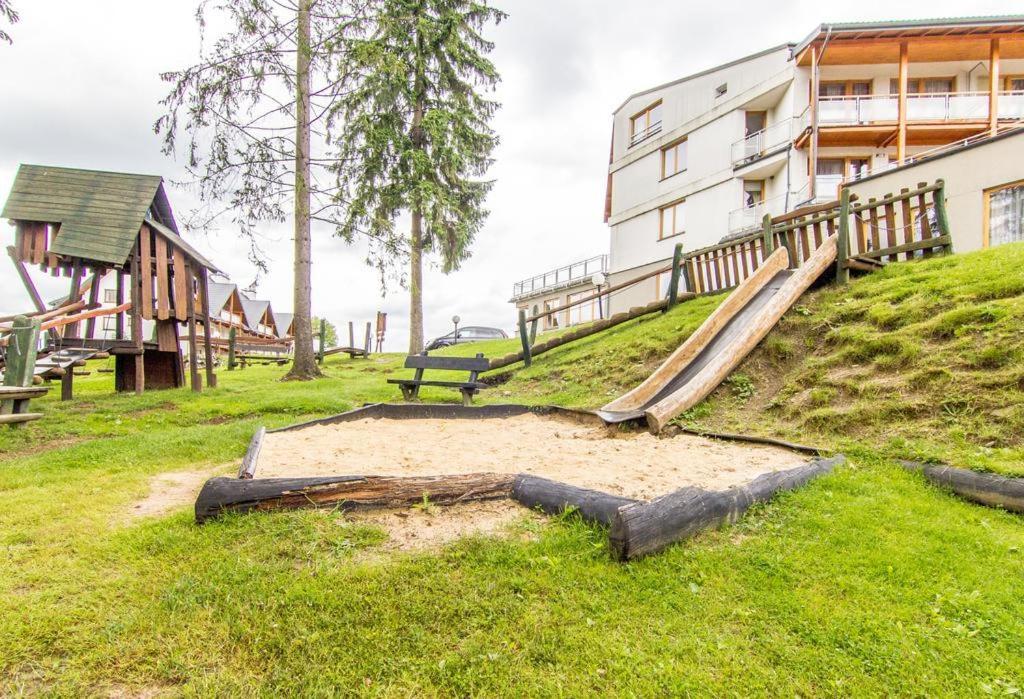 Apartament Pogodny Apartamentyzakopianskie Basen Sauna Jacuzzi Закопане Экстерьер фото